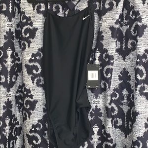 BRAND NEW!!! NIKE SWIMSUIT 🖤